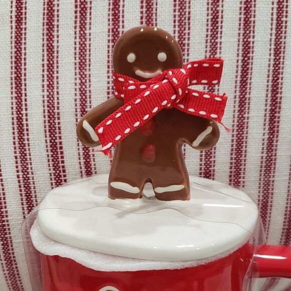 Rae Dunn OH SNAP Gingerbread Topper Mug - Picture 2 of 3